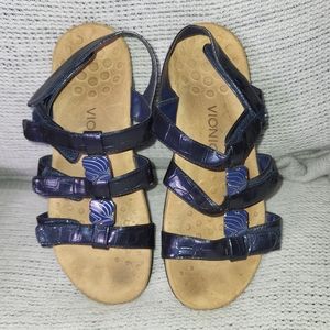 Vionic Amber Sandals